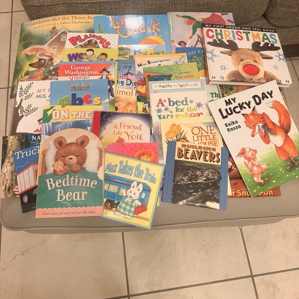 Lot of 35 Children's Books Story time Daycare, Fox,‎ Trucks, Bed Time,